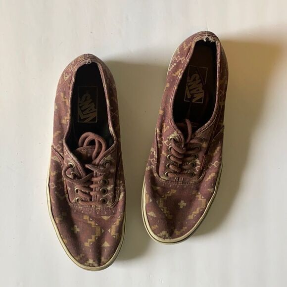 Vans Aztec Print Low Top Sneakers - Picture 1 of 7